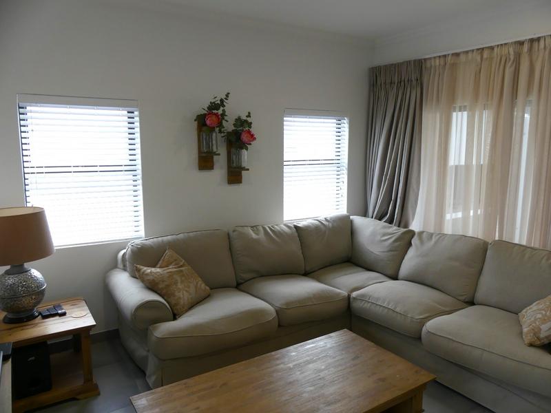 3 Bedroom Property for Sale in Golden Mile Western Cape